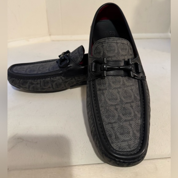 Salvatore Ferragamo Parigi 19 Logo Driver Size: 8D main image 2